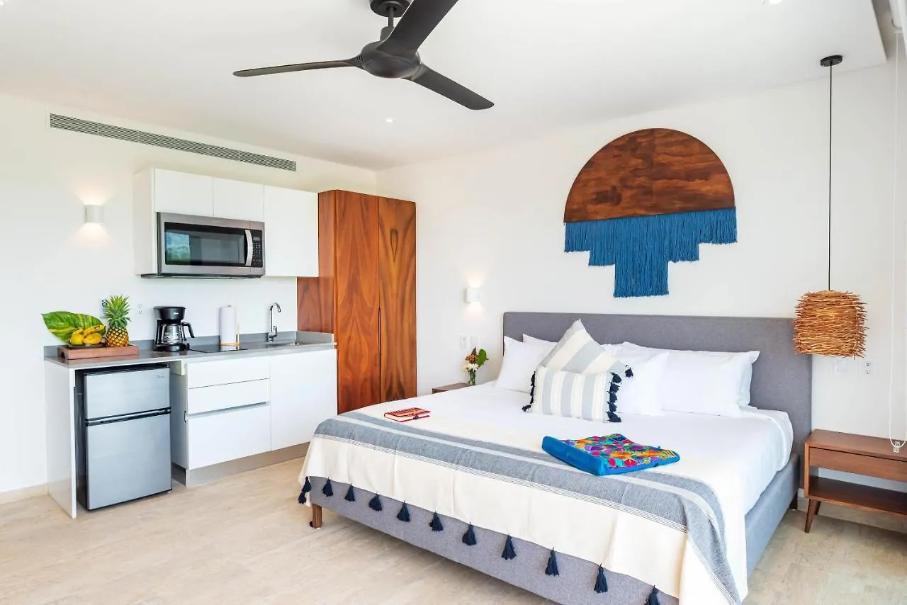 Central Park Lagunas By Sandy Powerful Tulum Pueblo 0*,